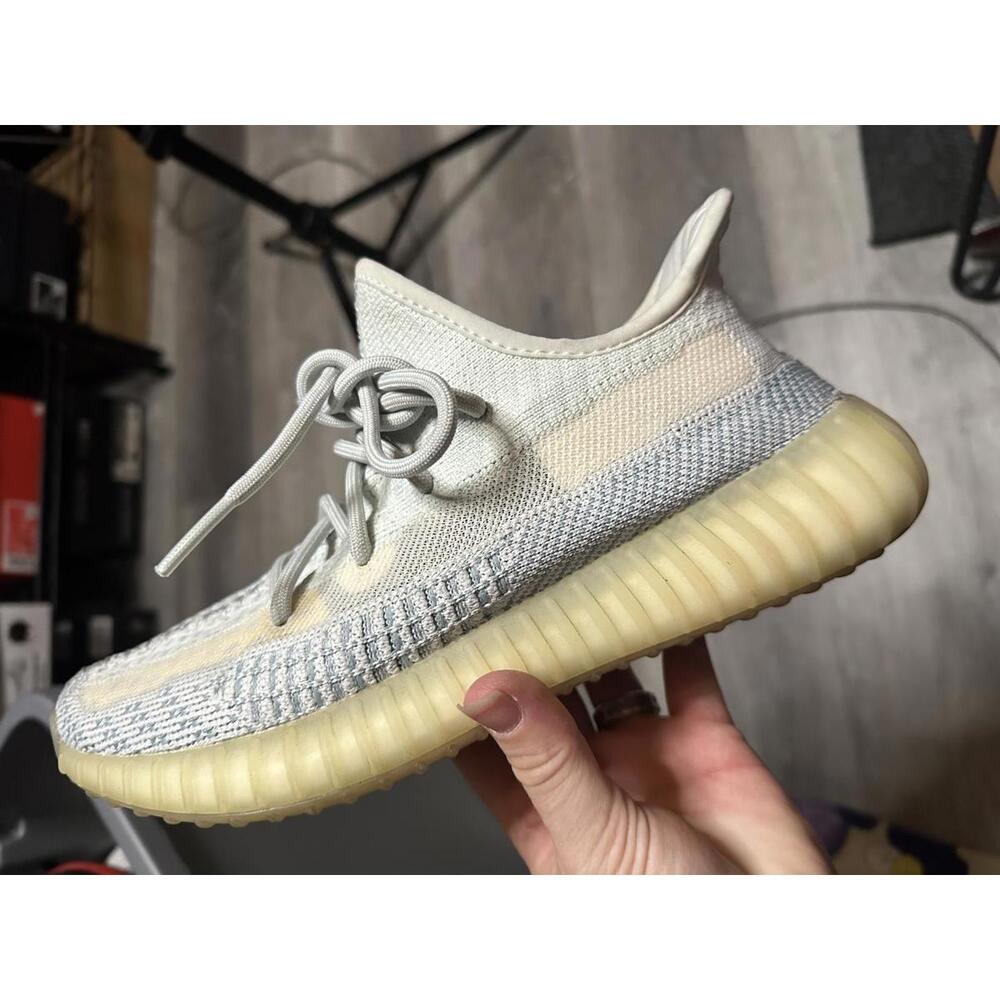 Yeezy Boost Size 7m